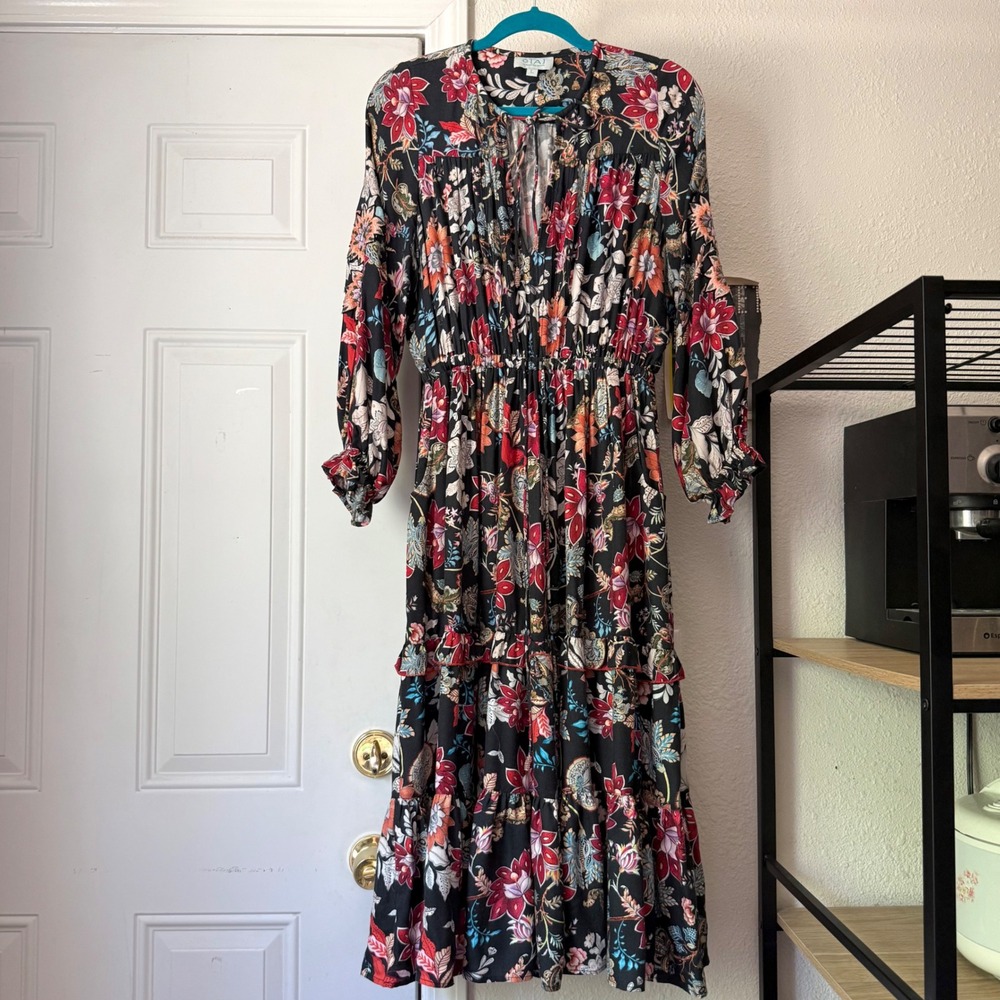 TAJ BY SABRINA CRIPPA black floral rayon boho tiered long sleeve midi dress